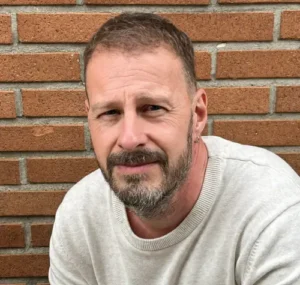 Ferry Koole. Coach in Twente met een achtergrond in psychologie en filosofie.
